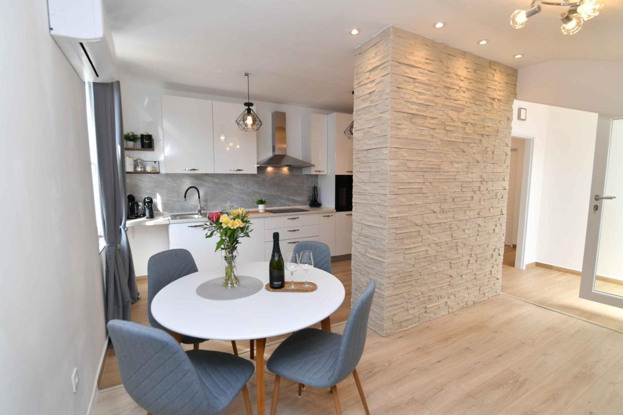 Apartman Leona لوفغان المظهر الخارجي الصورة