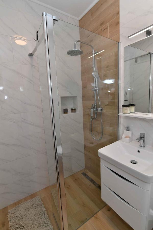 Apartman Leona لوفغان المظهر الخارجي الصورة